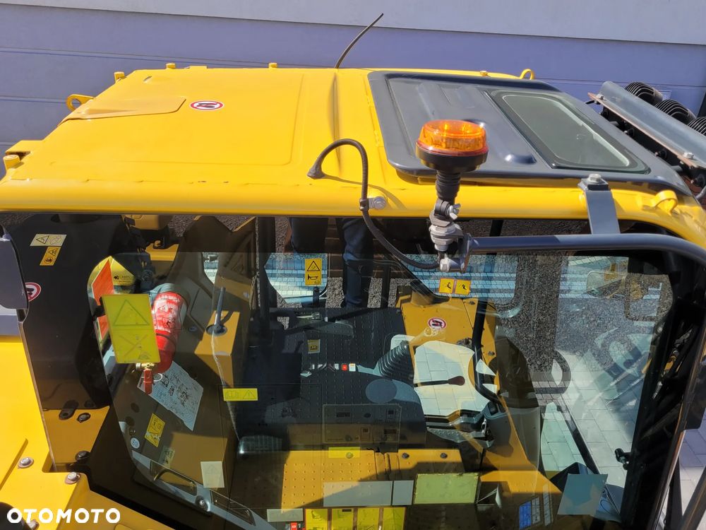 Komatsu PW 118MR / ROTOTILT / SUPER STAN / 2019rok / - 18