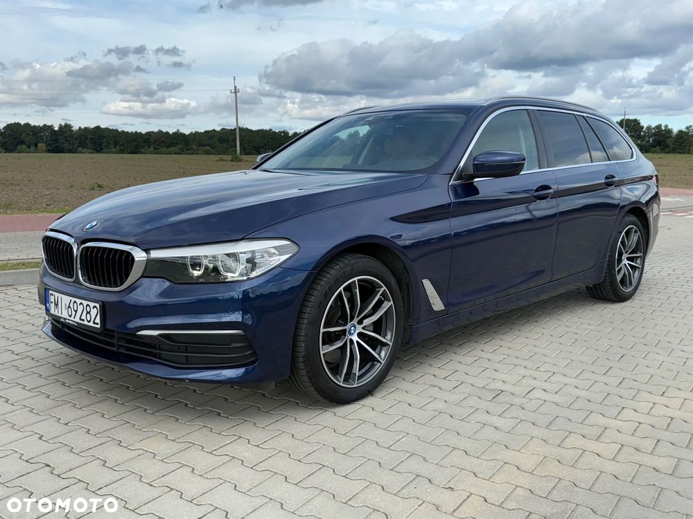 BMW Seria 5 520d xDrive Luxury Line sport - 1