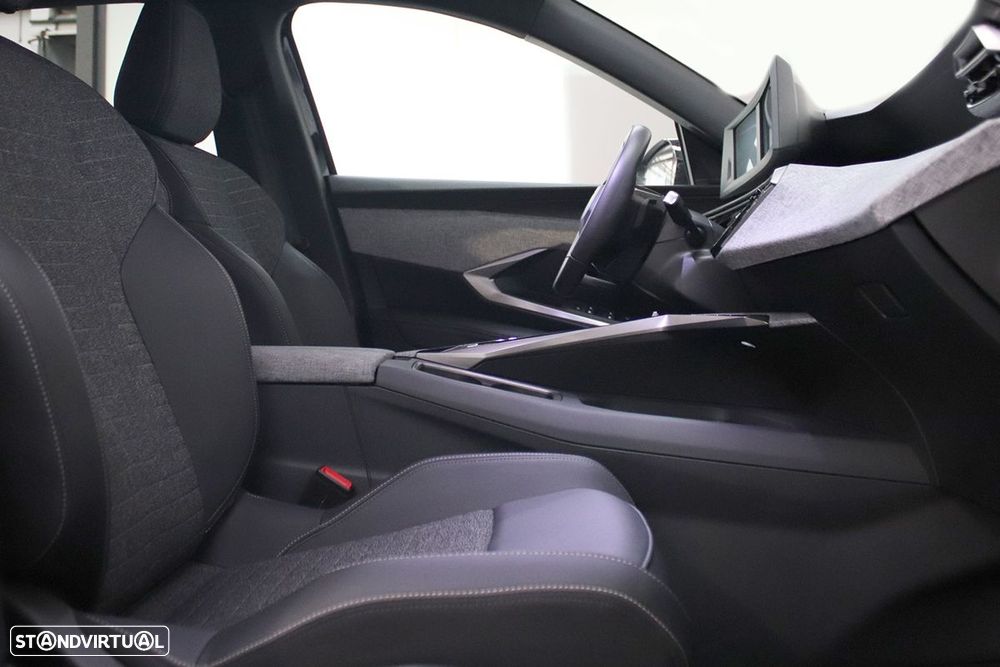 Peugeot 3008 1.2 Hybrid Allure e-DCS6 - 22