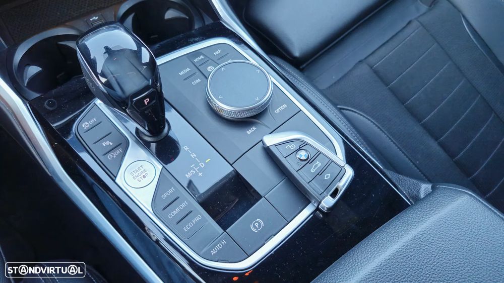 BMW 318 d Line Sport Auto - 13