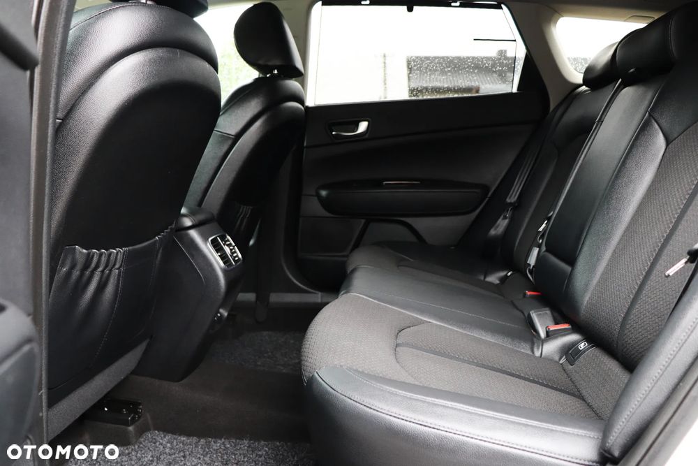 Kia Optima 1.7 CRDI XL DCT - 23