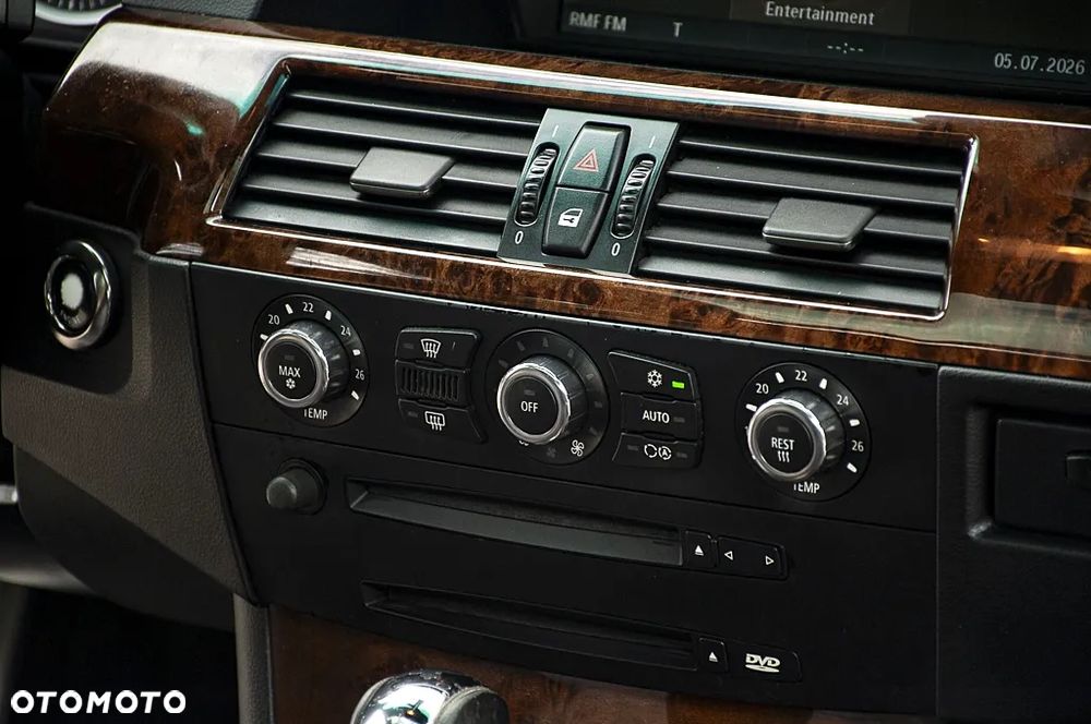 BMW Seria 5 530d - 38