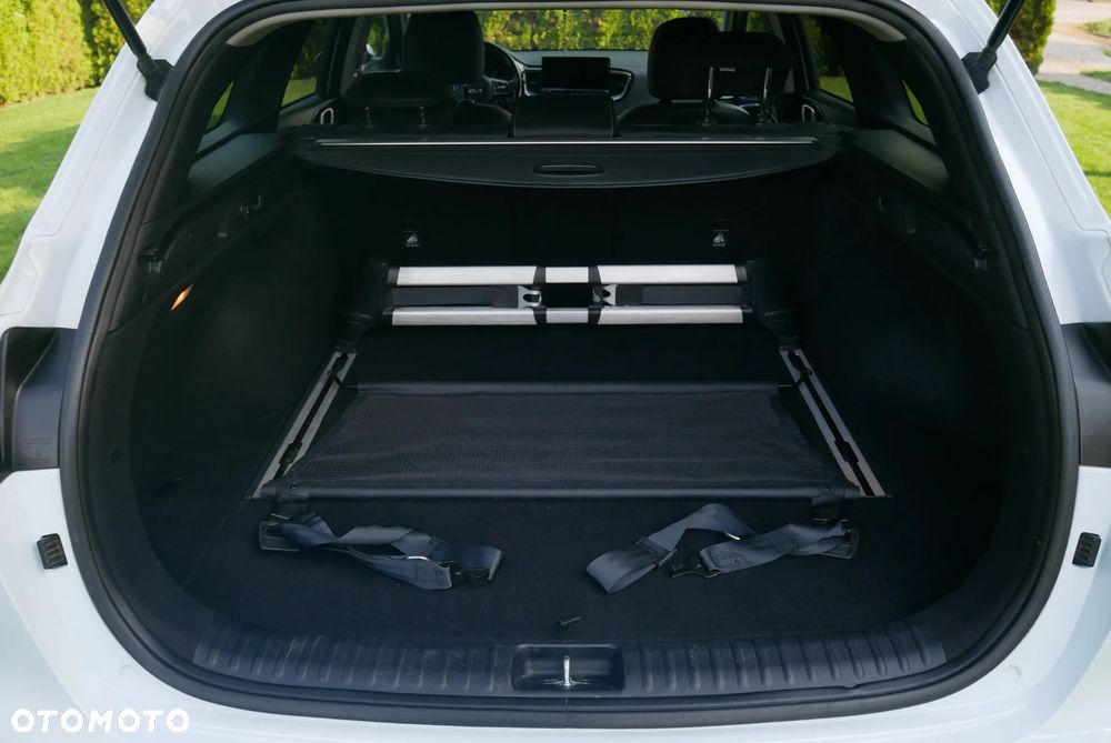 Kia Ceed 1.5 T-GDI Business Line - 23