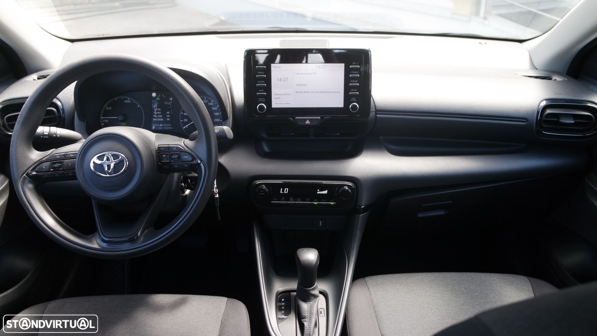 Toyota Yaris - 10