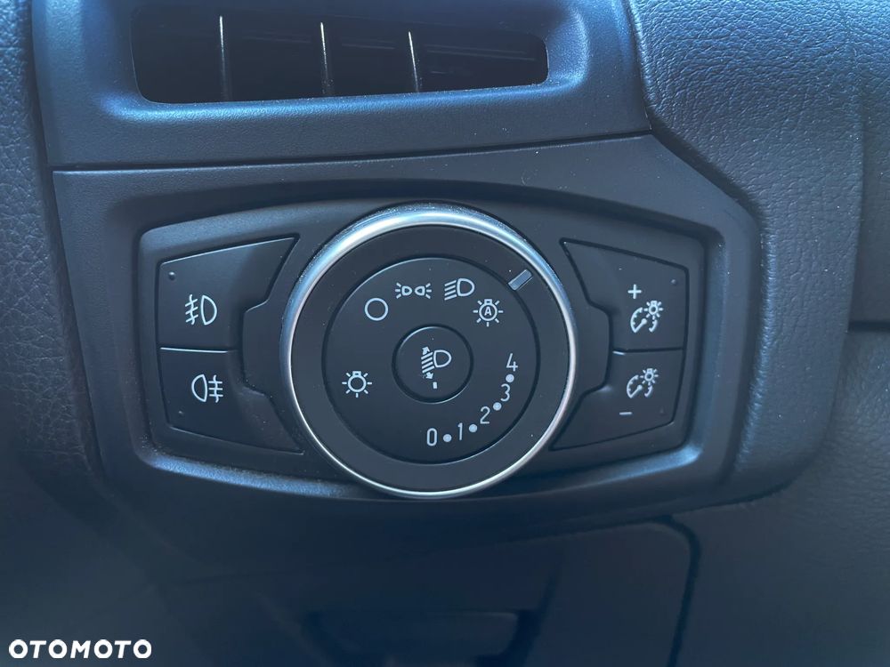 Ford Focus - 11