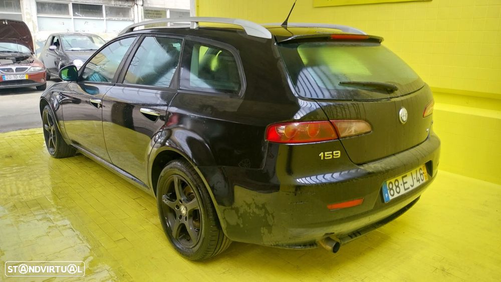 Alfa Romeo 159 1.9 JTDM 8V - 16