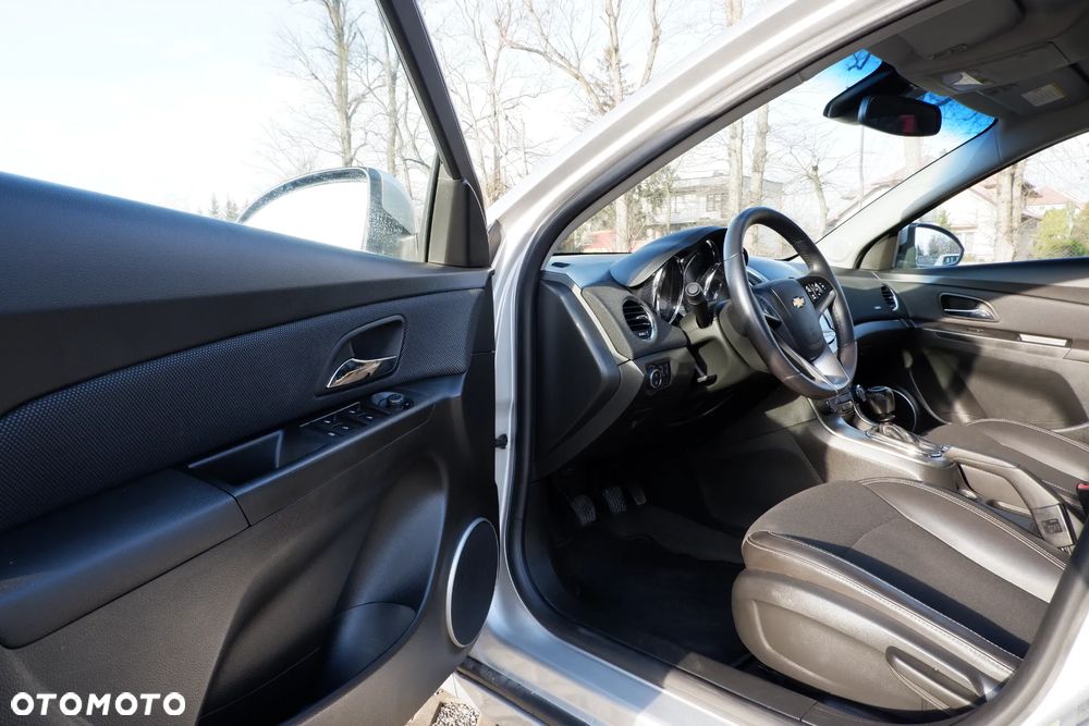 Chevrolet Cruze 1.7TD LT+ - 24