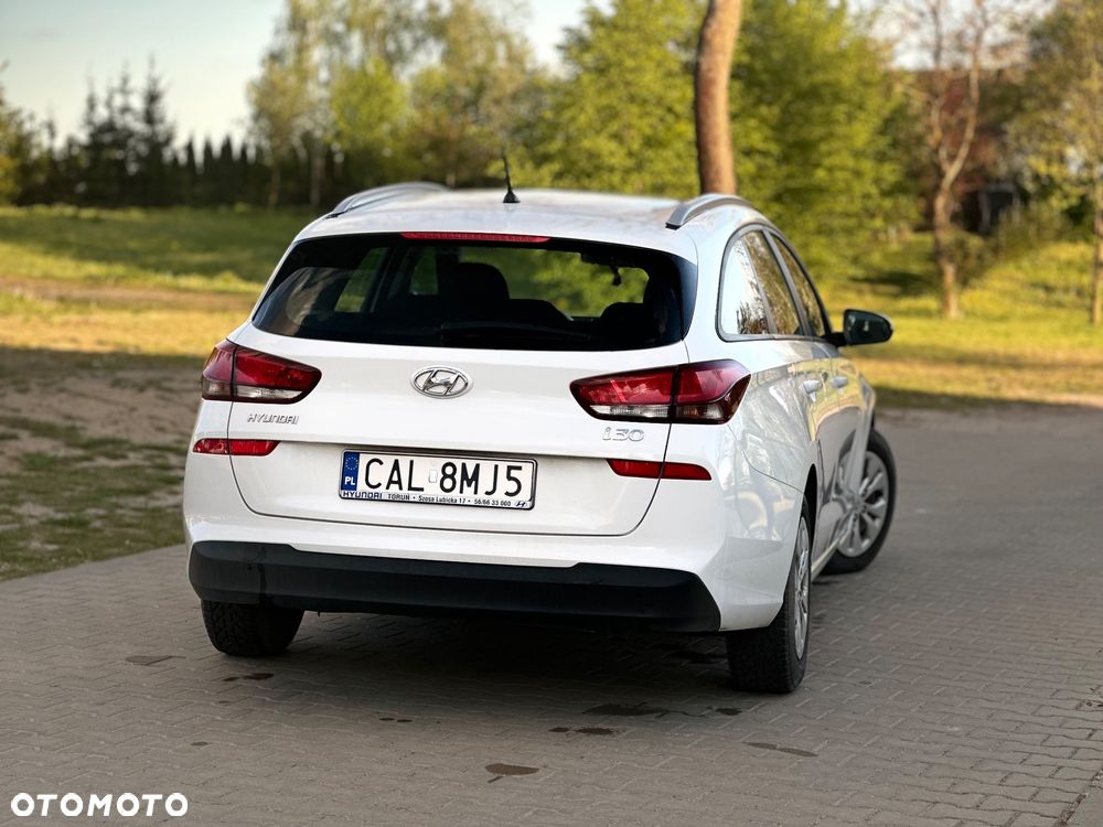 Hyundai i30 1.6 D Classic + - 3