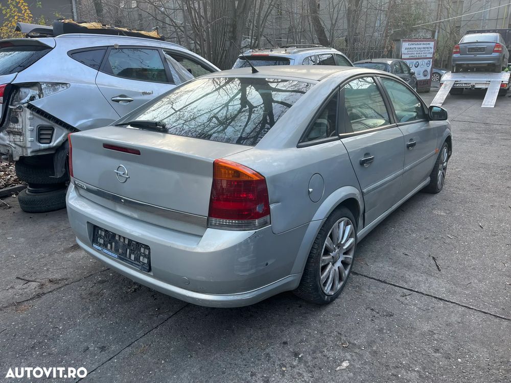 Dezmembrez Opel Vectra C facelift sedan 2005 benzina - 5