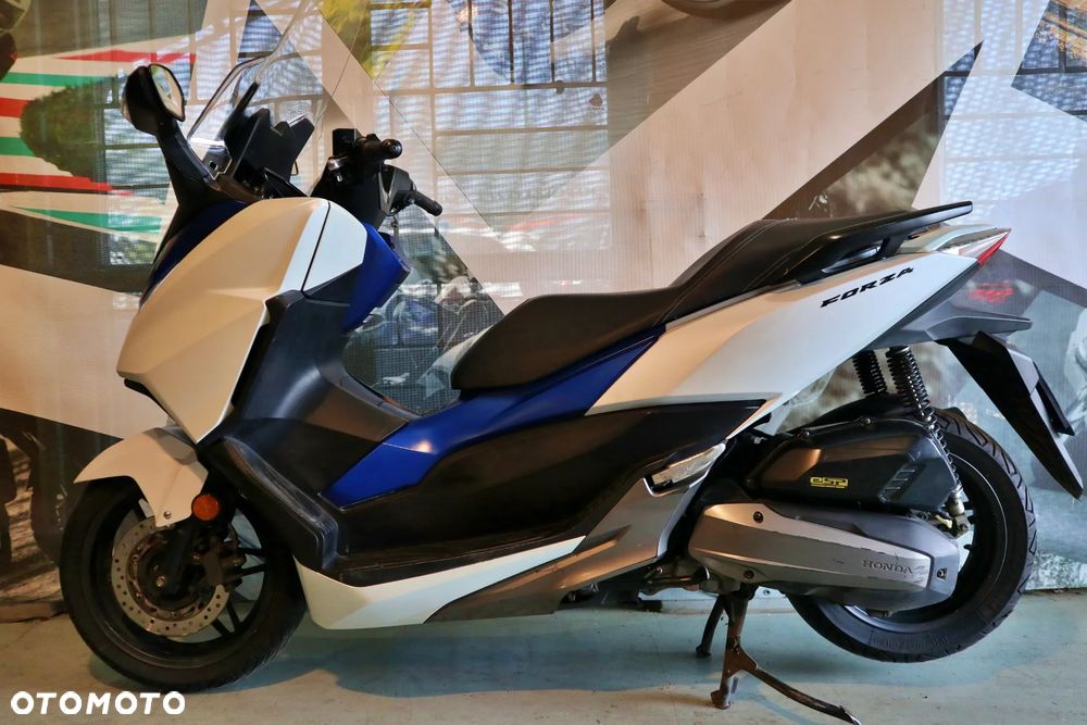 Honda NSS - 4