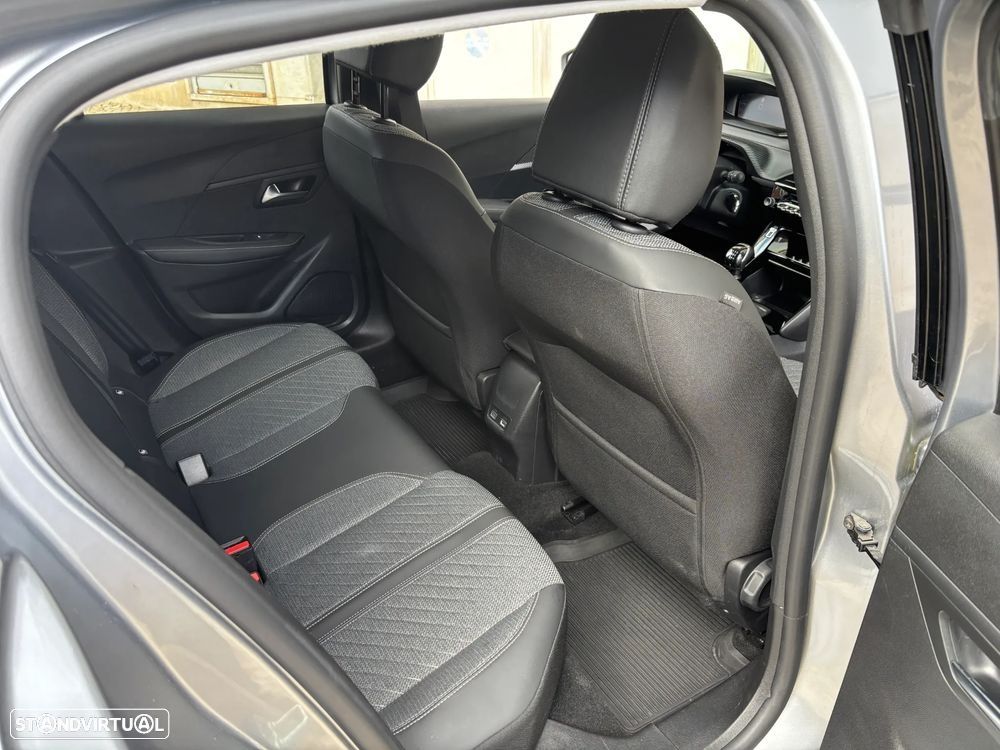 Peugeot 208 Benzin 100 Allure - 7