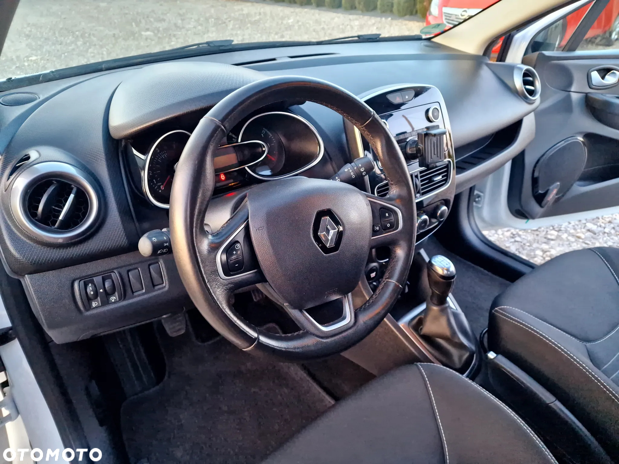 Renault Clio 1.2 16V Limited - 15