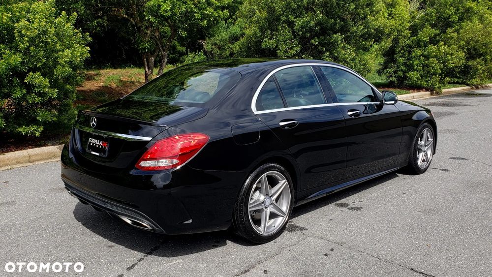 Mercedes-Benz Klasa C 300 7G-TRONIC AMG Line - 6