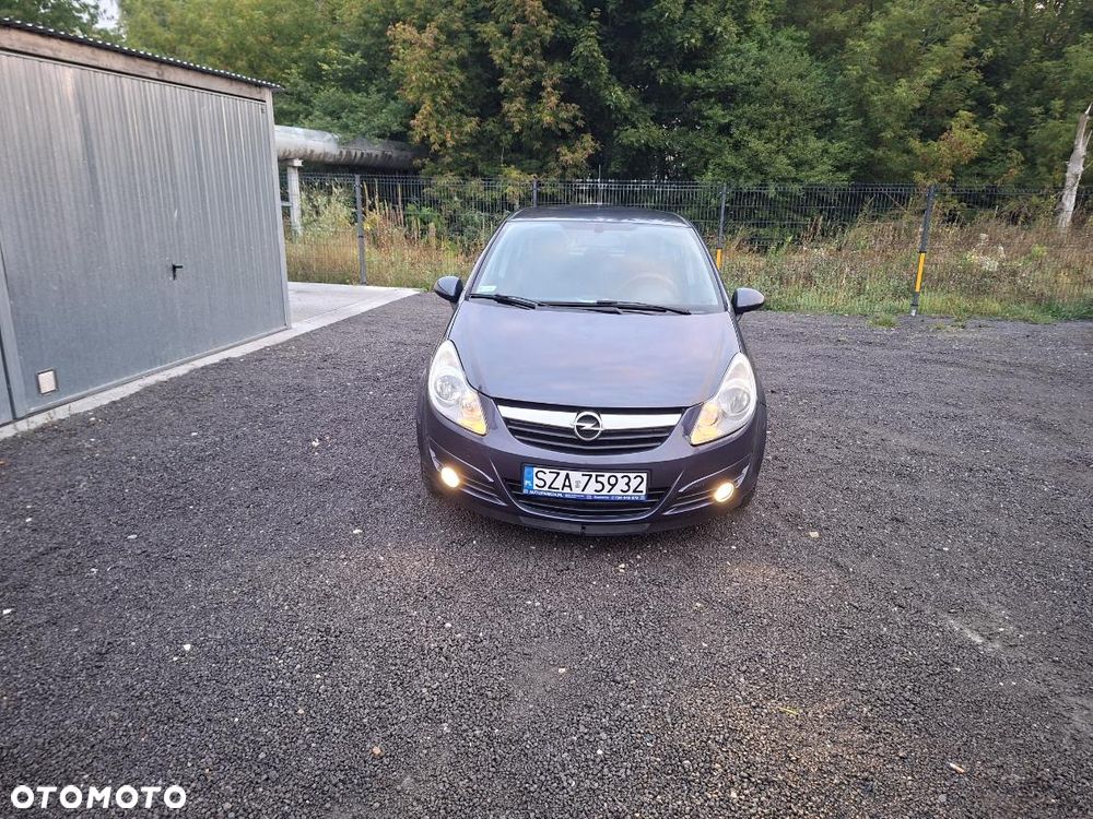 Opel Corsa 1.2 16V Cosmo - 1