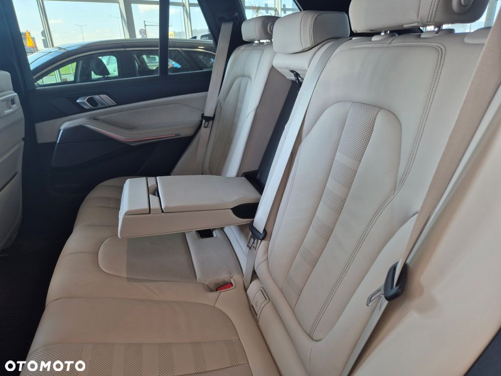 BMW X5 xDrive40d mHEV - 21