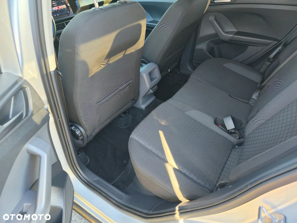 Volkswagen T-Cross 1.0 TSI OPF DSG Life - 28