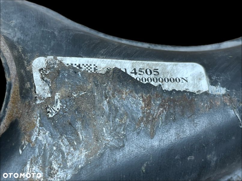 P8 GMC YUKON XL DENALI IV 2015 - 6.2 WAHACZ PRZÓD DOLNY LEWY 84114505 - 4