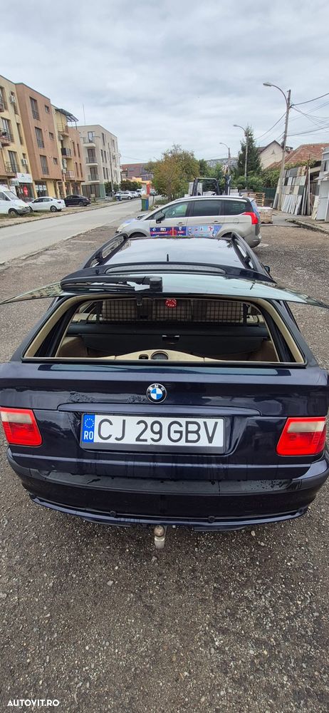 BMW Seria 3 320d DPF Touring Aut. Edition Fleet - 4