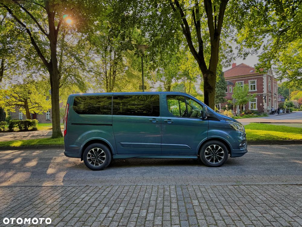 Ford Tourneo Custom 310 L1H1 VA Autm Titanium X - 4