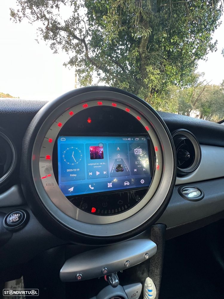 MINI 3 Portas Cooper D - 9