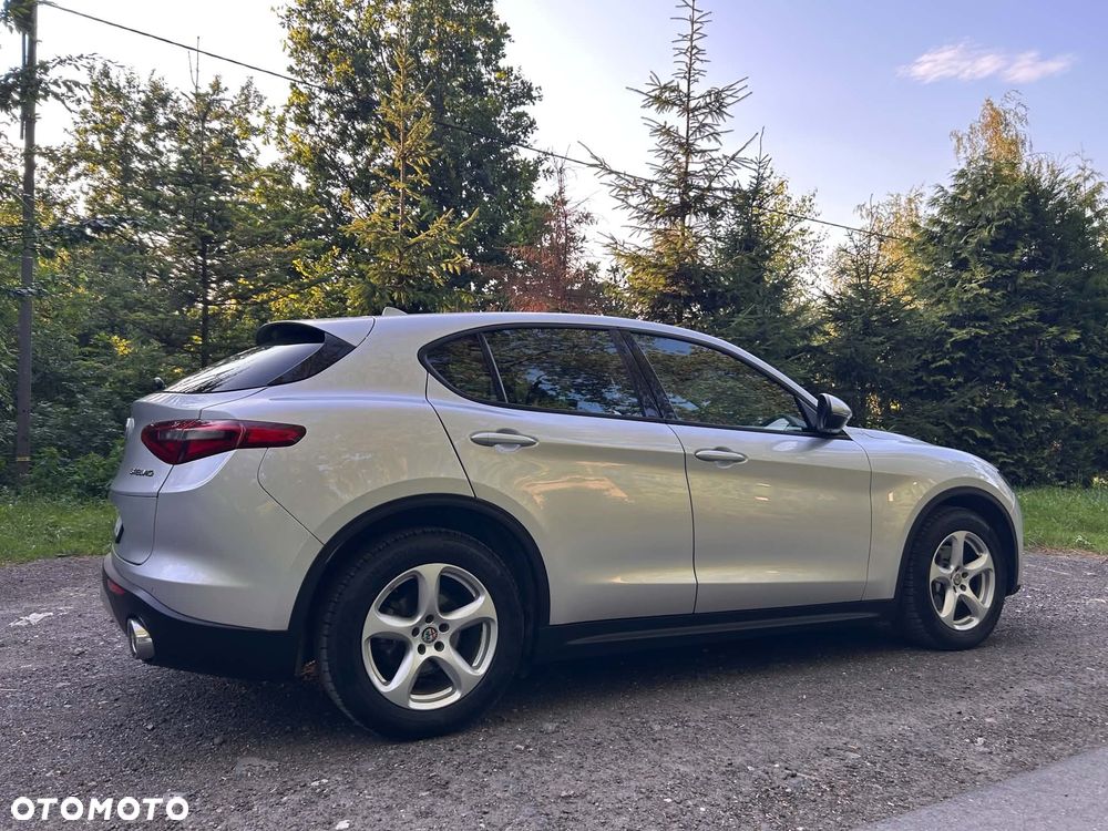 Alfa Romeo Stelvio 2.2 JTDM - 18