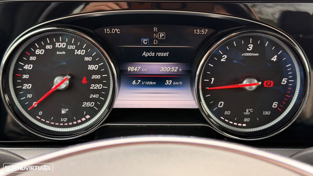 Mercedes-Benz E 220 d AMG Line - 58