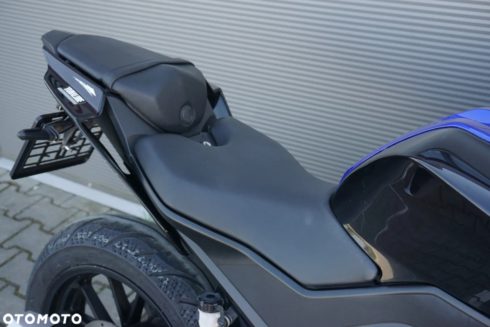Yamaha YZF - 6