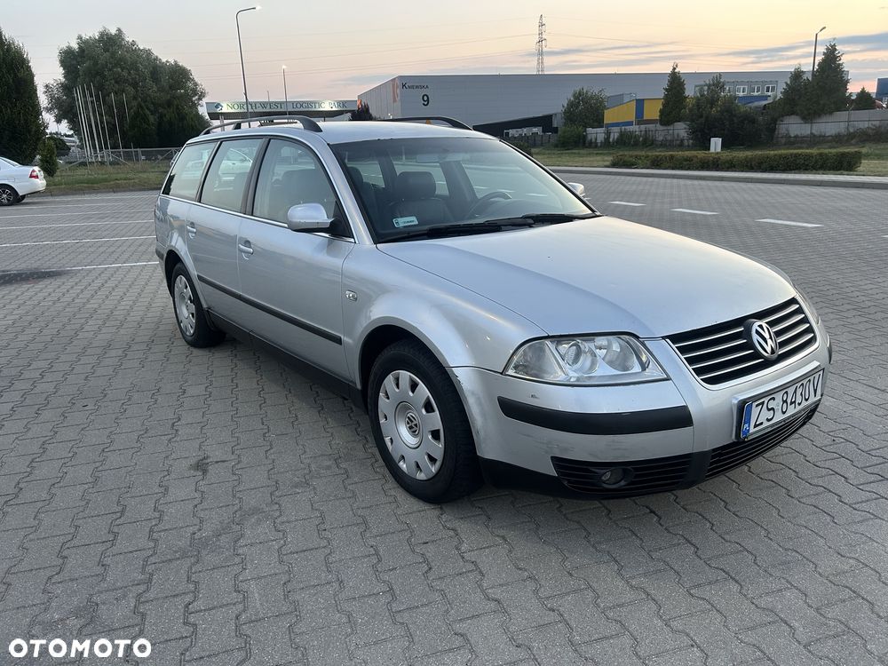 Volkswagen Passat - 2