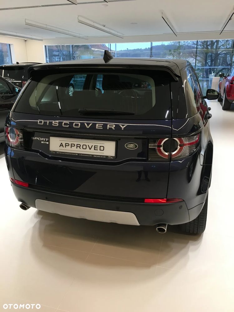 Land Rover Discovery Sport 2.0 TD4 HSE - 3