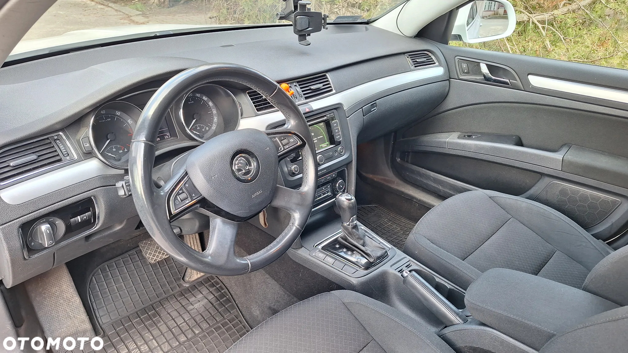 Skoda Superb 1.8 TSI Ambition DSG - 6
