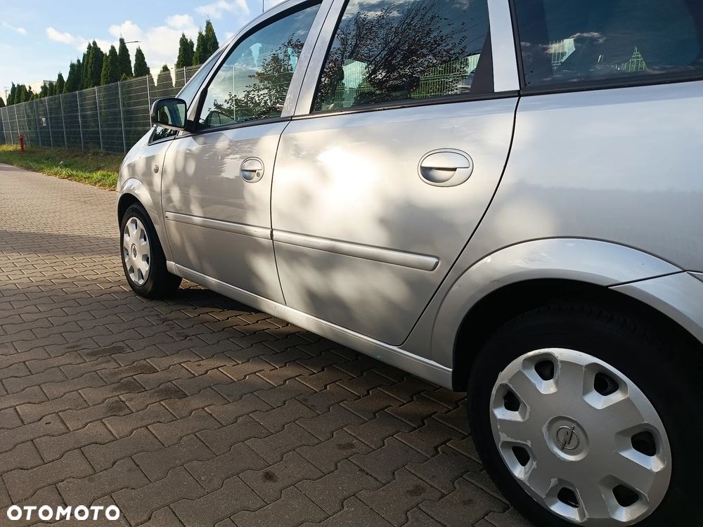 Opel Meriva - 24