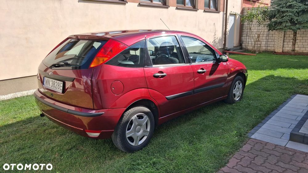 Ford Focus - 16