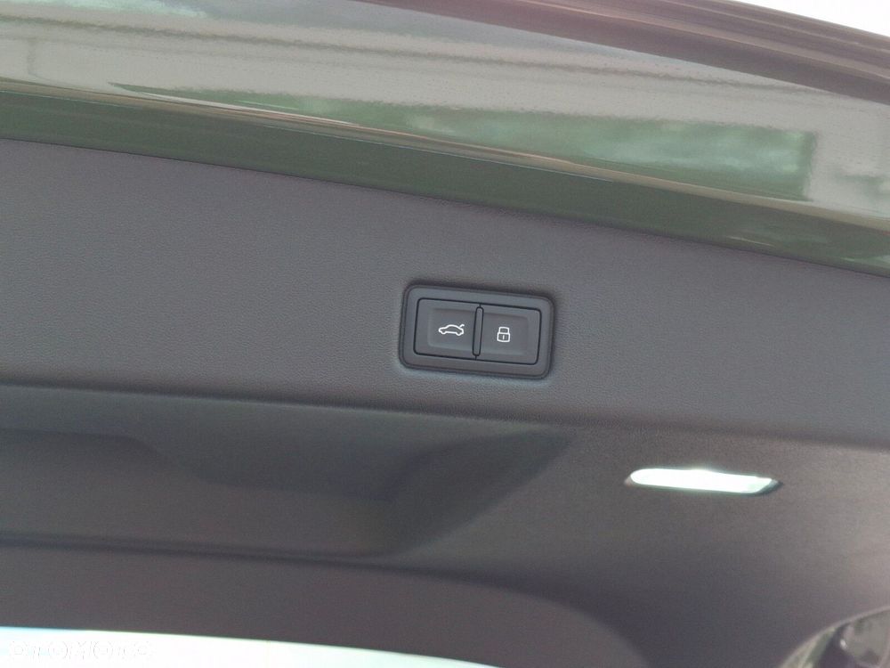 Audi Q5 Sportback - 12