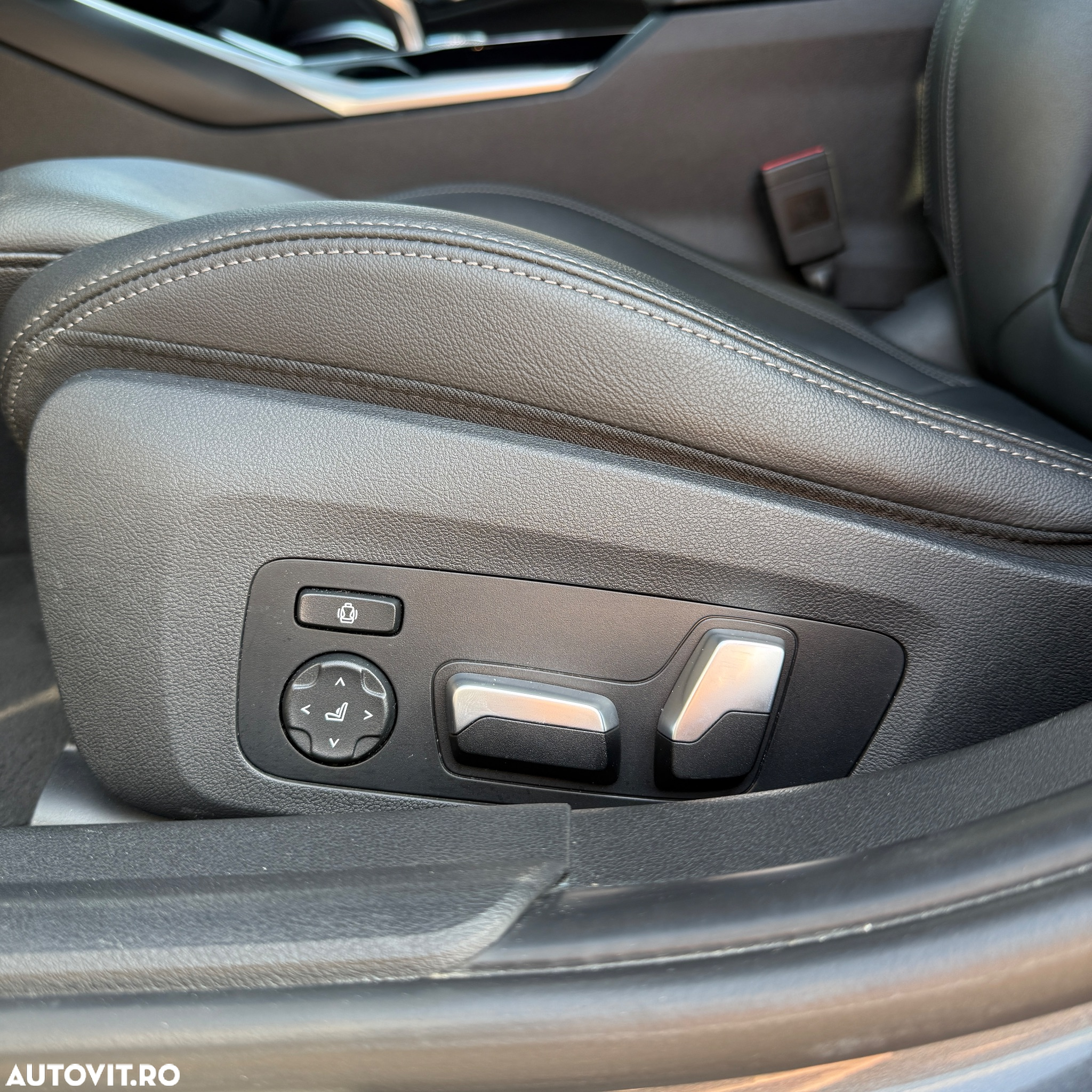BMW Seria 3 320d AT MHEV - 14