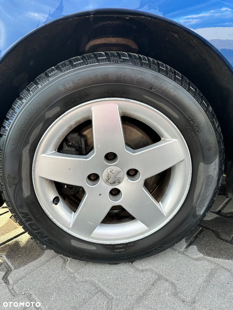 Peugeot 207 1.4 - 13