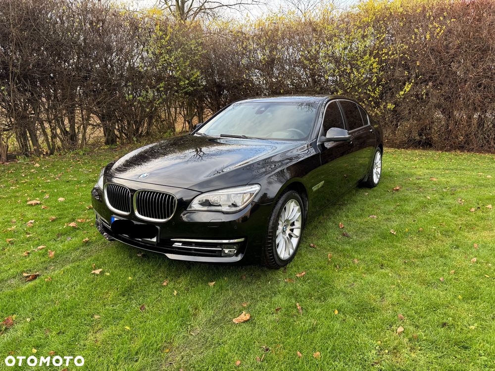 BMW Seria 7 750Li Edition Exclusive - 3