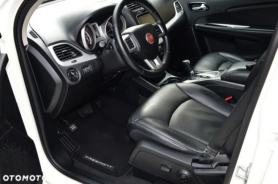 Fiat Freemont 2.0 Multijet 16V DPF Automatik Allrad Black Code - 23