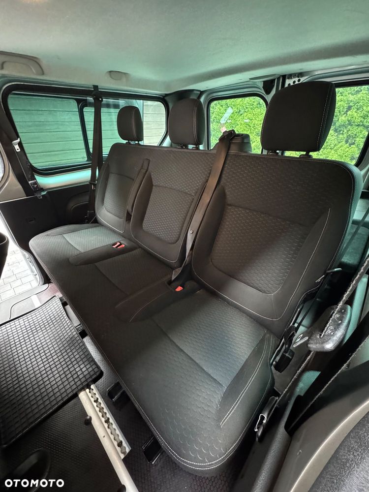 Renault Trafic Grand Passenger 3,0t Pack Clim - 21