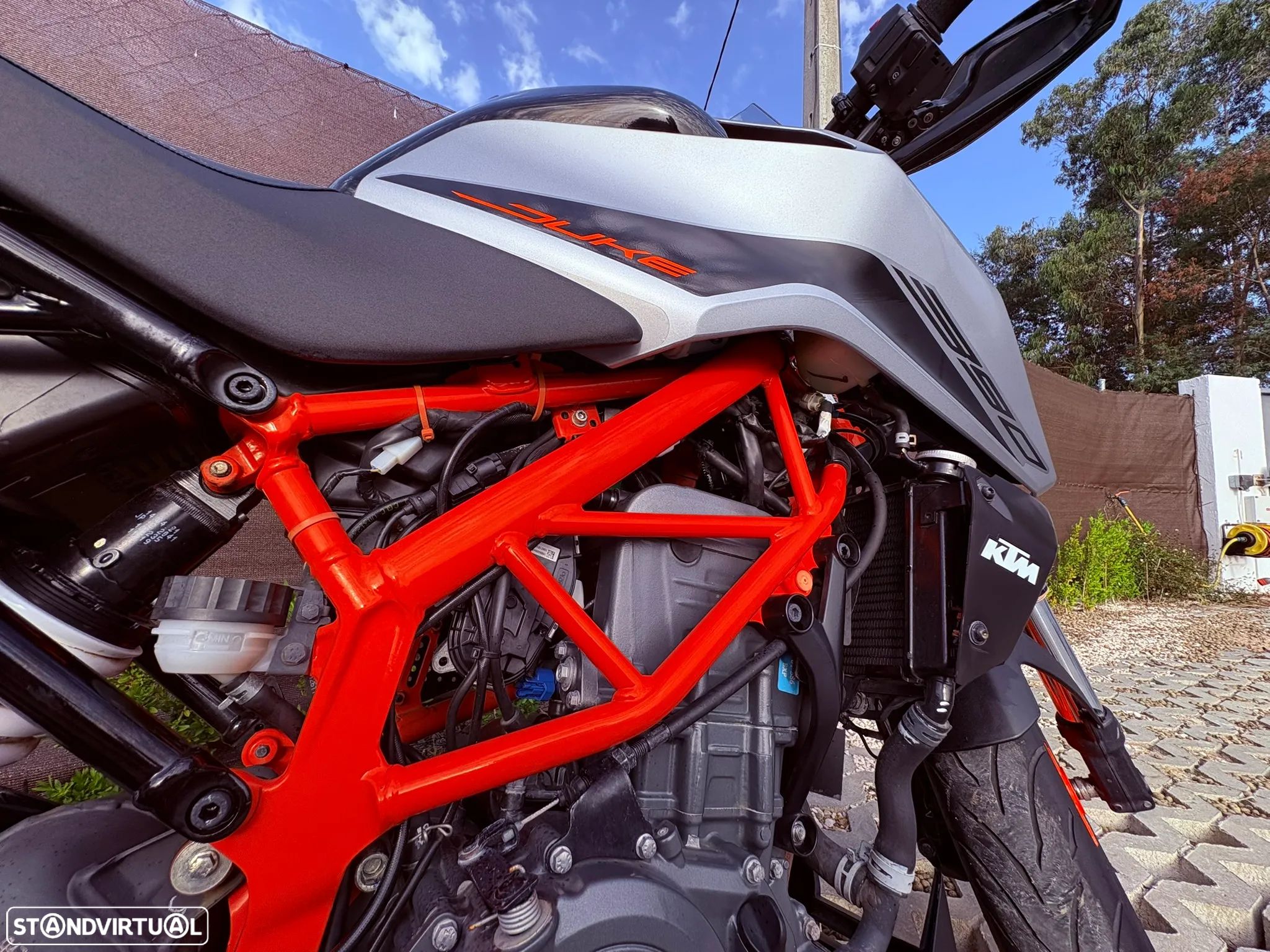 KTM Duke 390 - 1