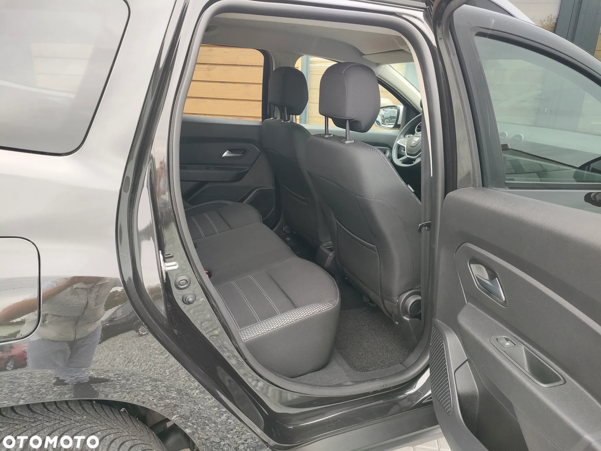 Dacia Duster TCe 150 2WD GPF Sondermodell Adventure - 28