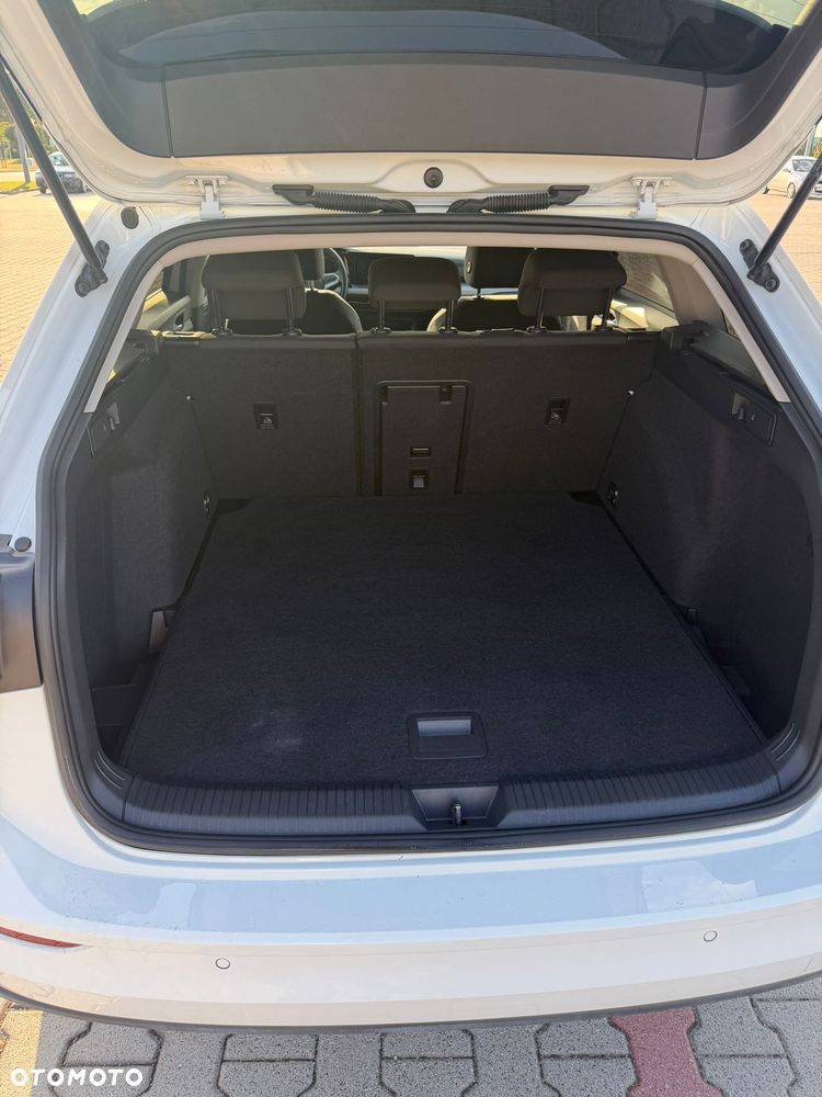 Volkswagen Golf - 16