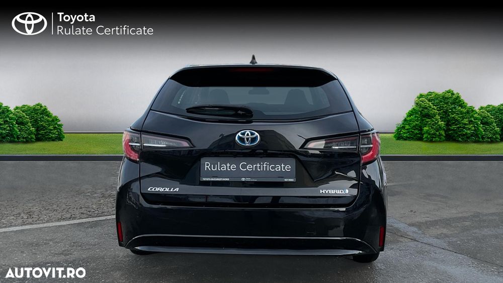 Toyota Corolla 1.8 HSD Business - 7