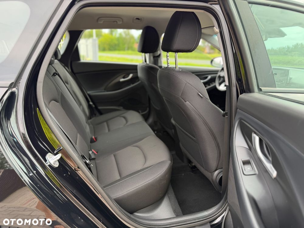 Hyundai i30 1.4 T-GDI DCT Premium - 16