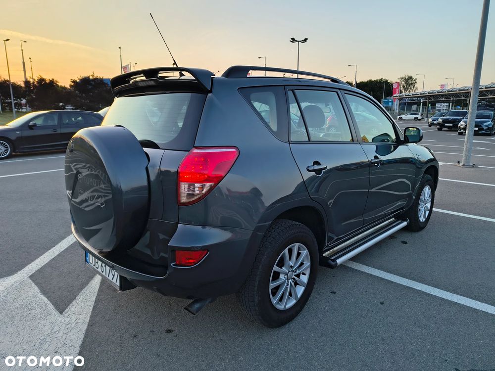 Toyota RAV4 2.2 D-4D Luna - 6