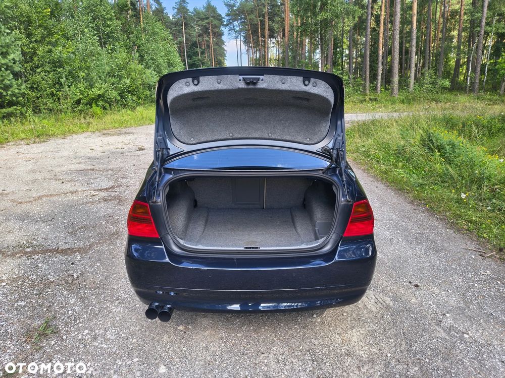 BMW Seria 3 - 21