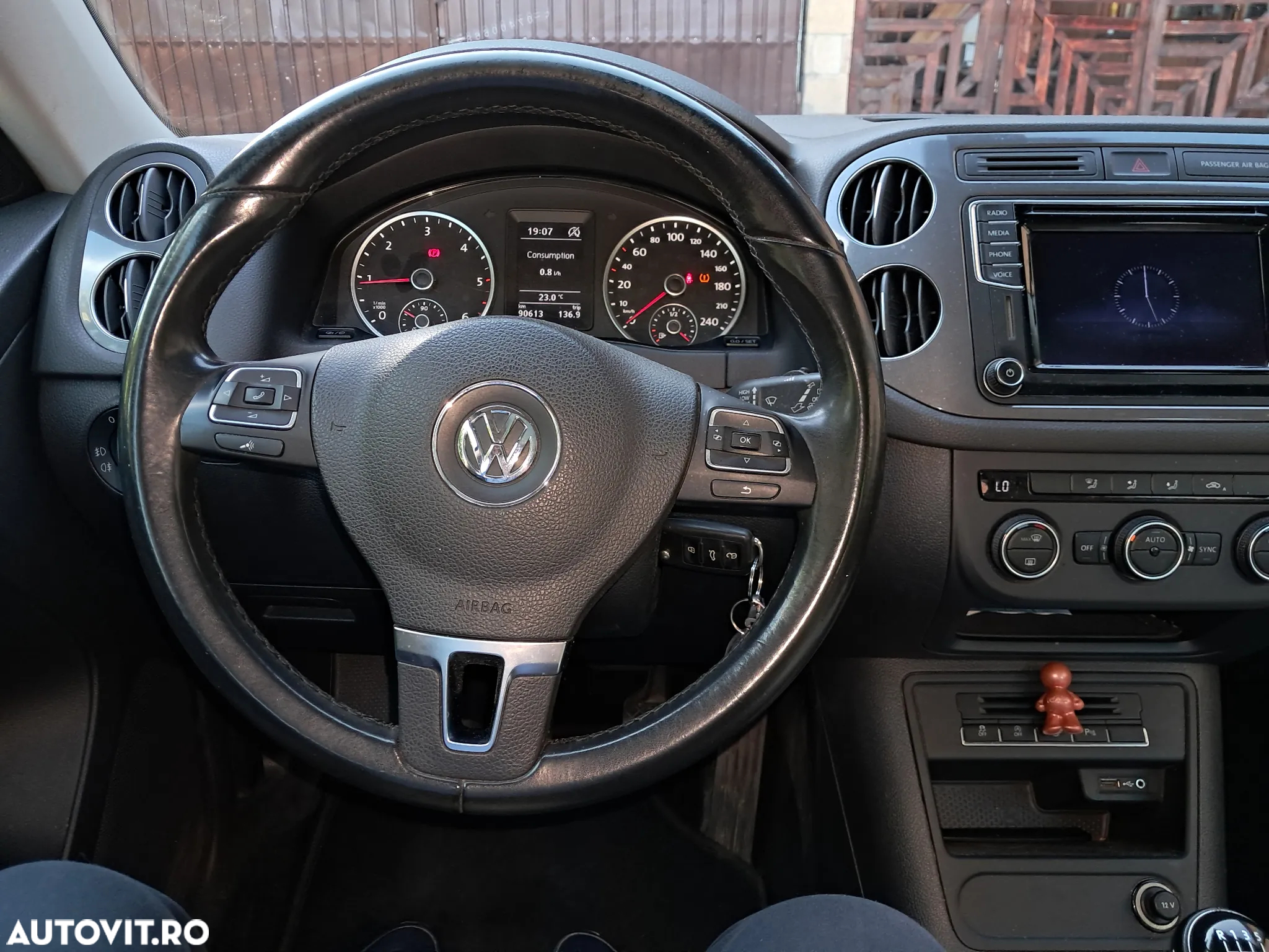 Volkswagen Tiguan 2.0 TDI BMT Trend & Fun - 12