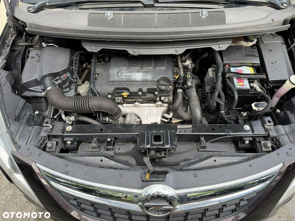Opel Zafira Tourer 1.4 Turbo Sport - 31