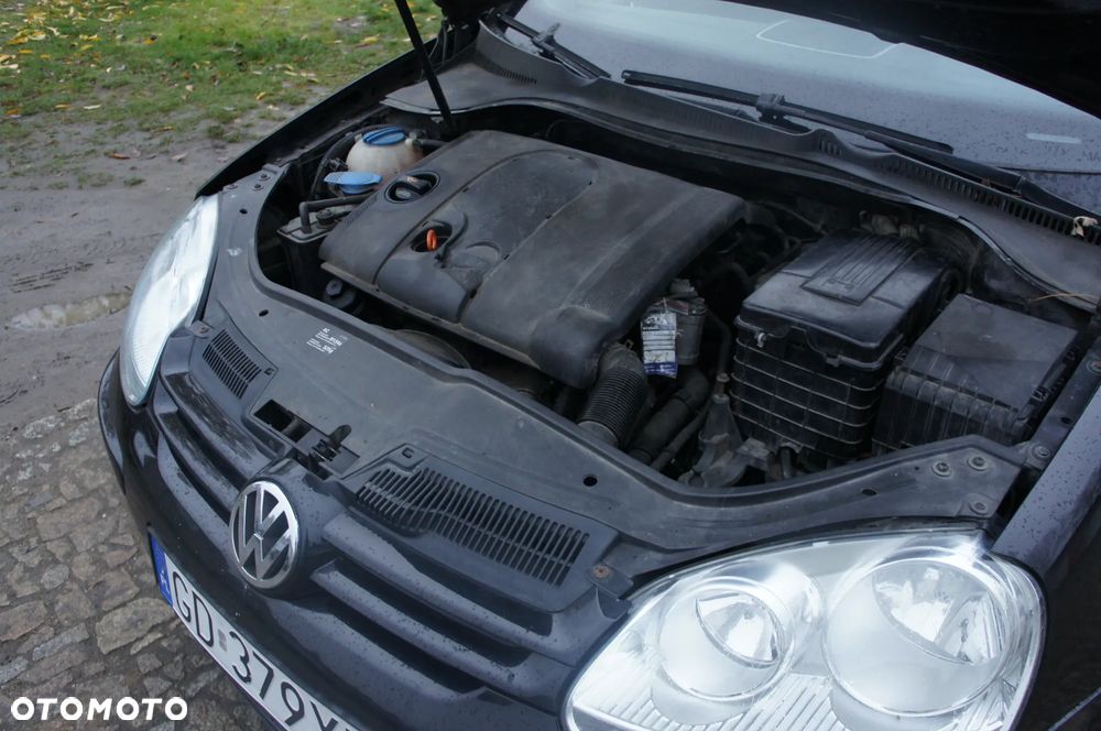 Volkswagen Golf 1.6 FSI Comfortline - 13