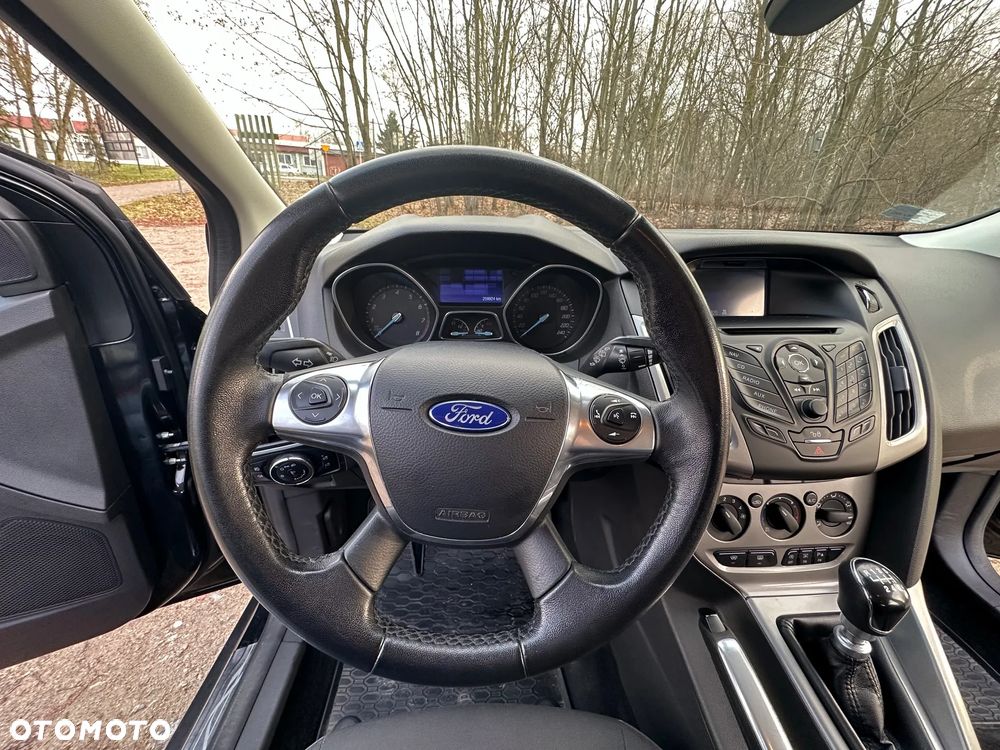 Ford Focus 1.0 EcoBoost Trend - 9