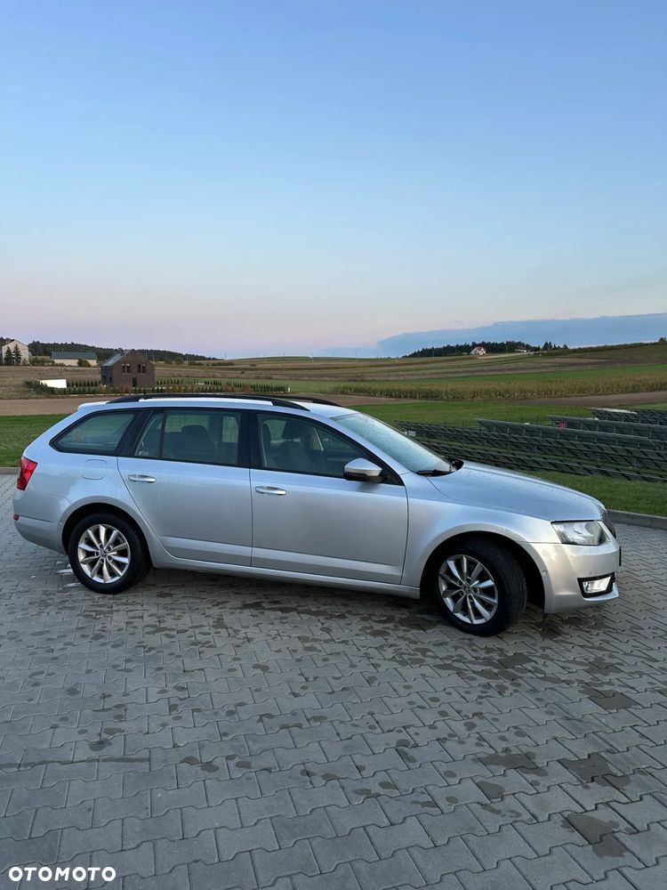 Skoda Octavia 1.6 TDI Active DSG - 3